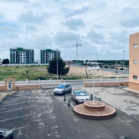 Apartamento Mil Palmeras ปีลาร์ เดลา ออราดาดา ภายนอก รูปภาพ